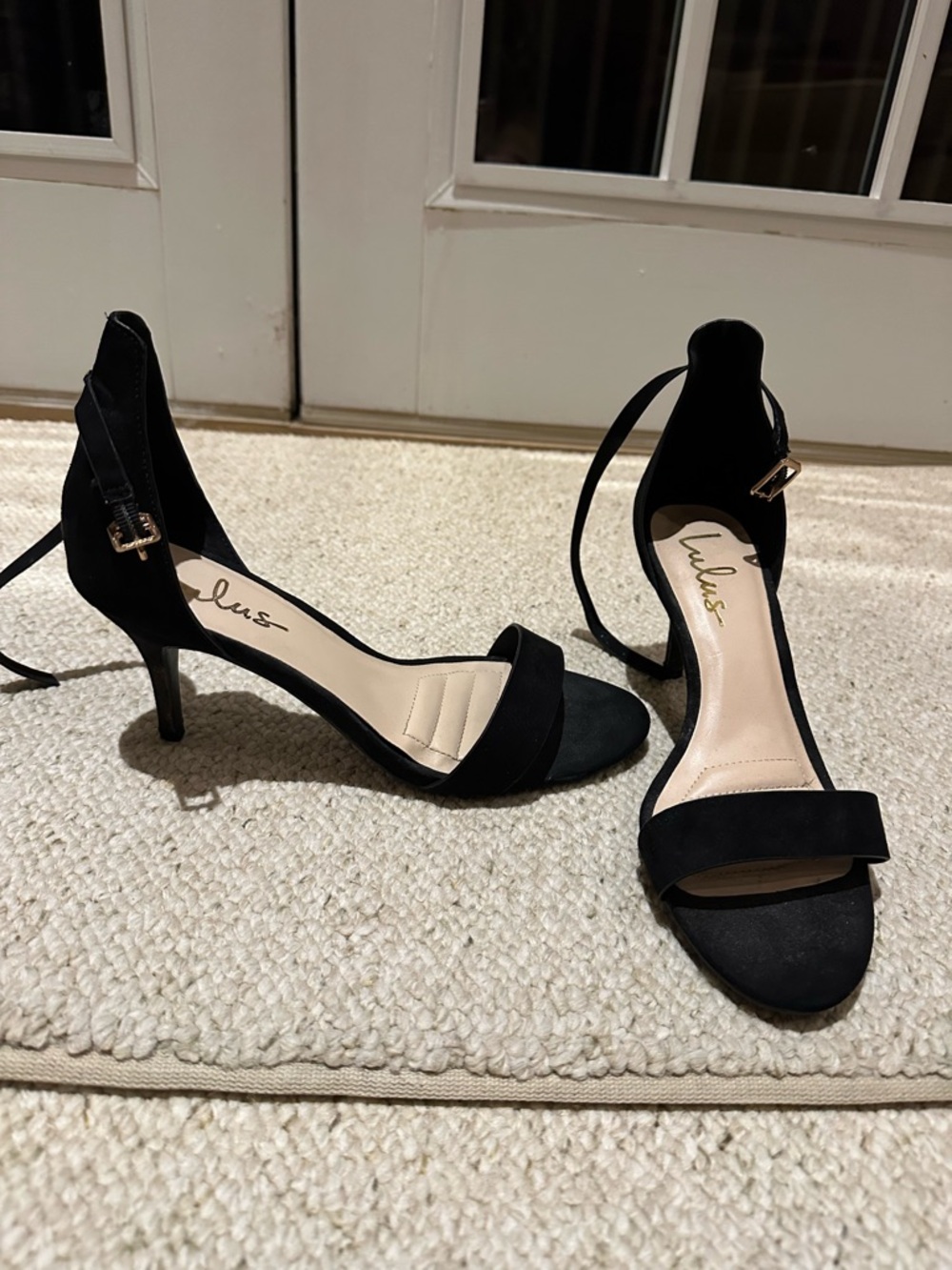 Women’s Lulu's Black Suede Ankle-Strap Kitten Heels size 8